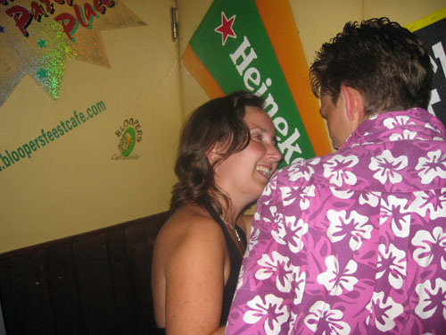 0556 want het is feest