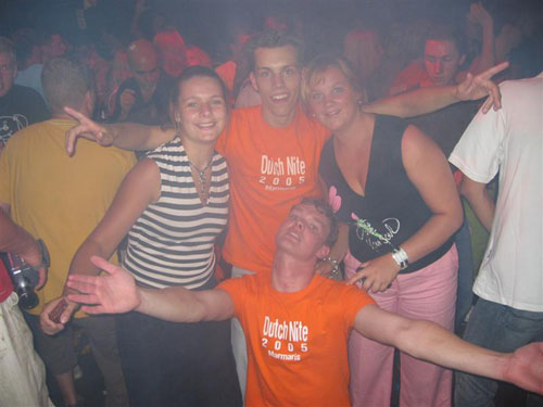 2124 op de knieen