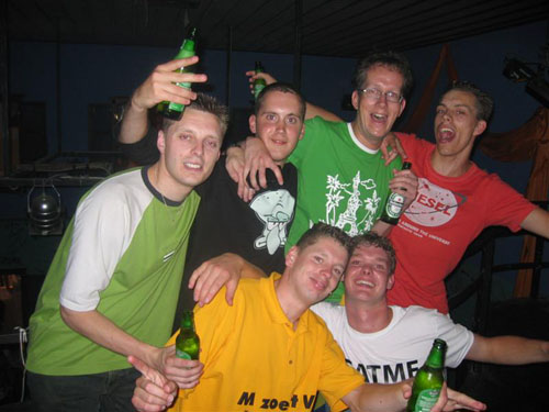 2142 bikkels