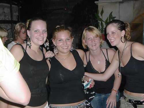 Zwarte topjes avond