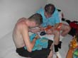 Kees en Folkert naaien