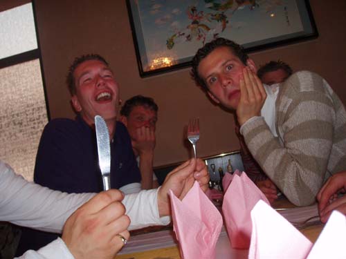 Lachen bij Ping